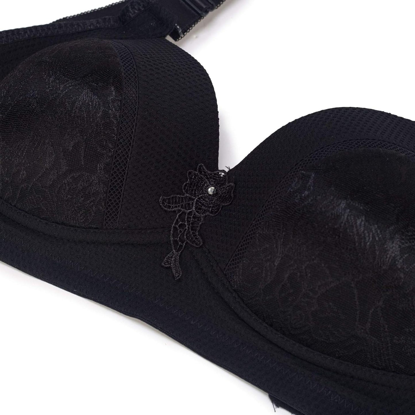 Everyday Bra for Women Full Coverage Compression Bra No Underwire Lace Unlined Bras Lightly Padded Bras